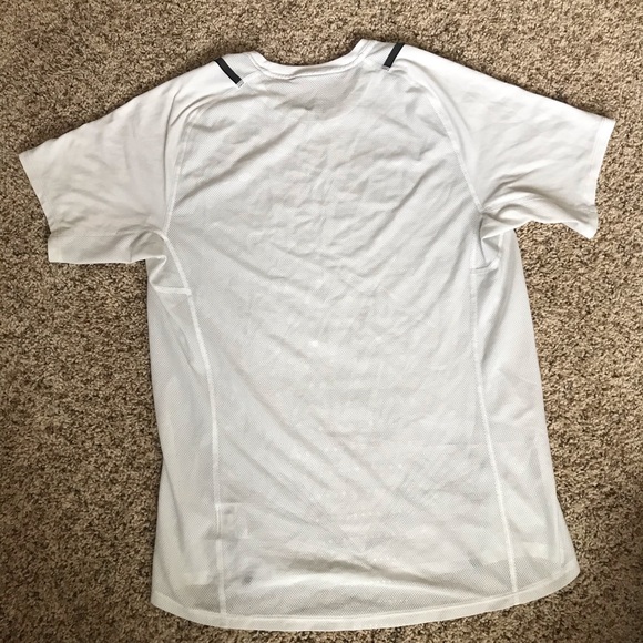 White Nike Athletic Tee (Men’s L) - Picture 6 of 6